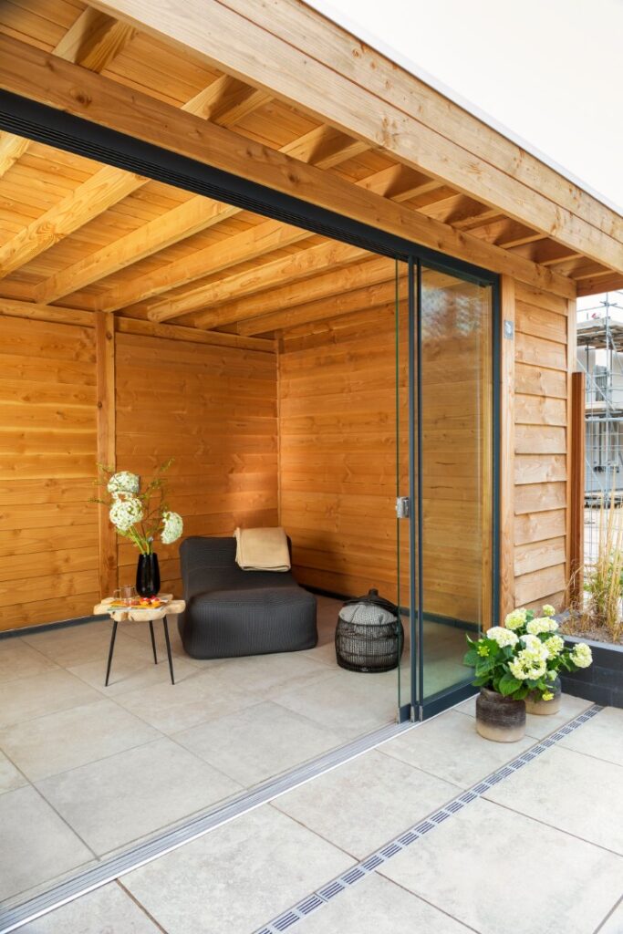 Van balkon naar tuin